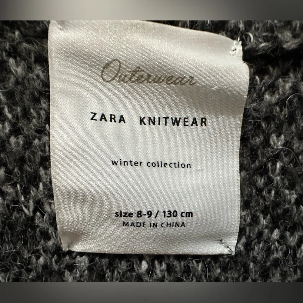 Zara Knitwear full-zip gray hooded jacket kids size 8/9